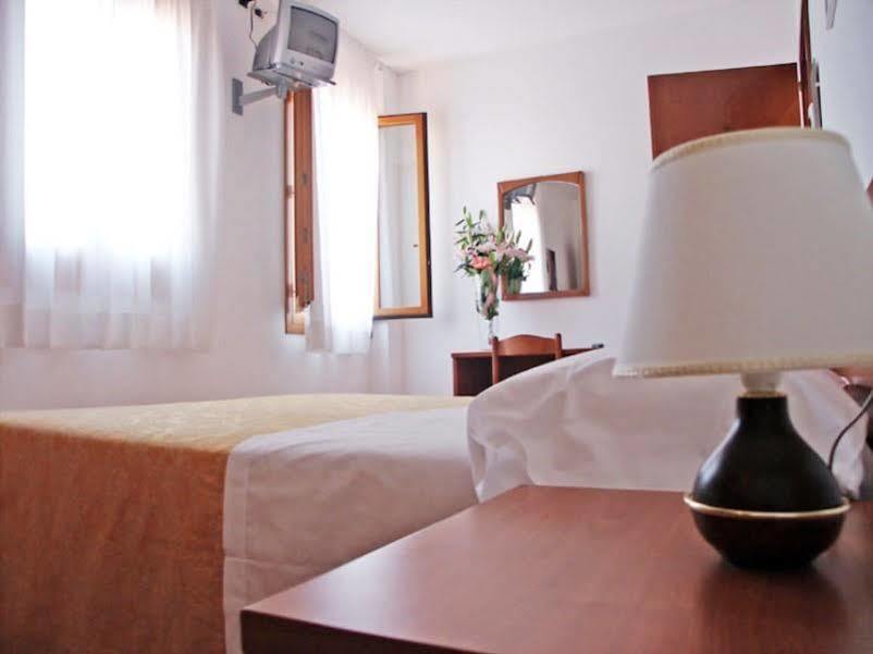 Pensión Antica Raffineria 3*